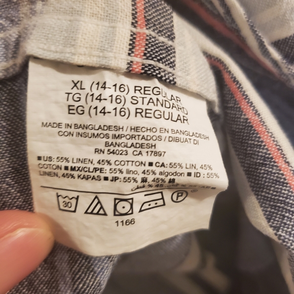 Four Shirt - Picture 13 of 16